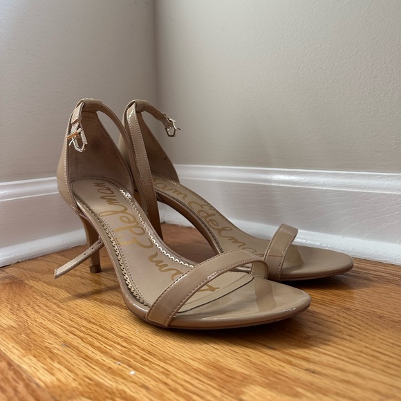 Sam Edelman Cream Heels - Picture 1 of 4